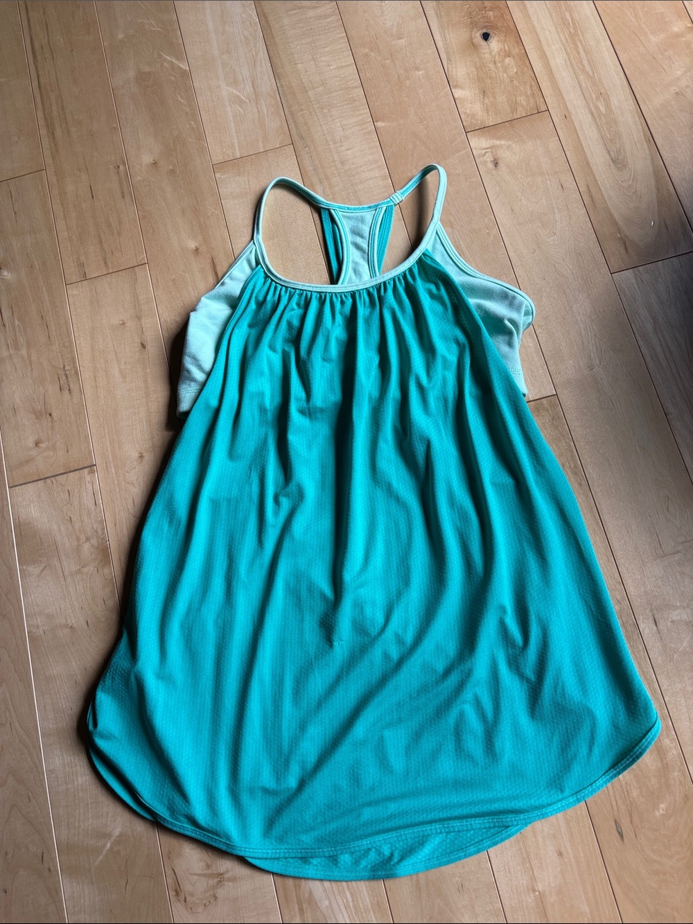 Lululemon tank
